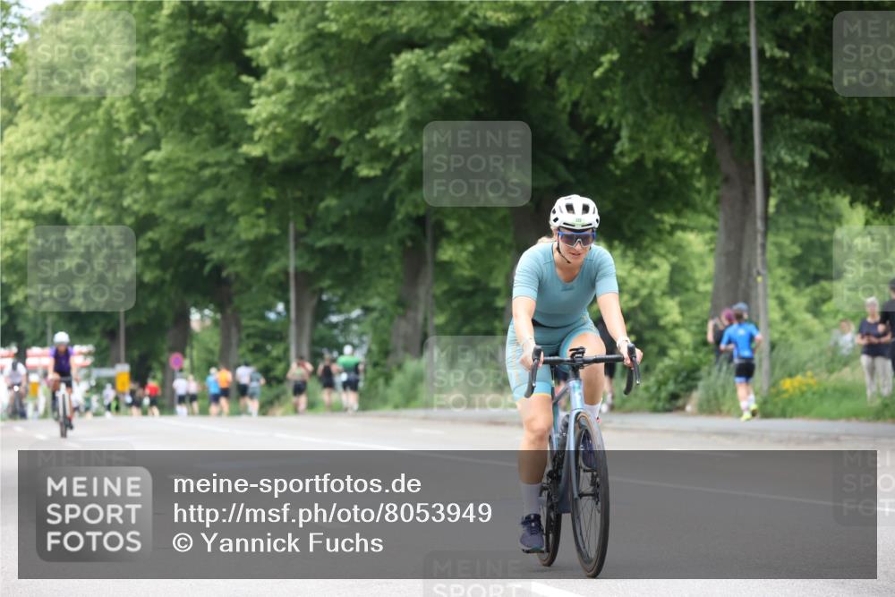 15.06.2025 - 7 Türme Triathlon Yannick Fuchs http://msf.ph/oto/8053949 15.06.2025 13:48:00 Radfahren  meine-sportfotos.de