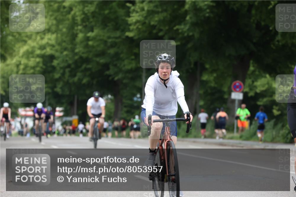 15.06.2025 - 7 Türme Triathlon Yannick Fuchs http://msf.ph/oto/8053957 15.06.2025 13:48:04 Radfahren  meine-sportfotos.de