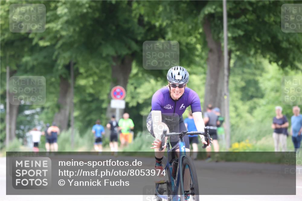 15.06.2025 - 7 Türme Triathlon Yannick Fuchs http://msf.ph/oto/8053974 15.06.2025 13:48:10 Radfahren 5 meine-sportfotos.de
