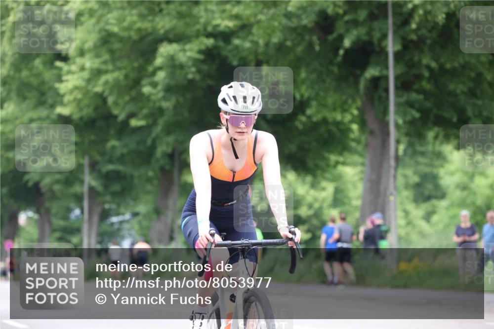 15.06.2025 - 7 Türme Triathlon Yannick Fuchs http://msf.ph/oto/8053977 15.06.2025 13:48:11 Radfahren  meine-sportfotos.de