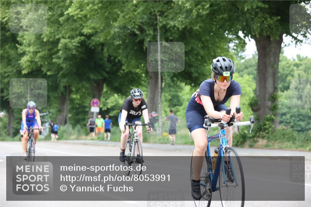 15.06.2025 - 7 Türme Triathlon Yannick Fuchs http://msf.ph/oto/8053991 15.06.2025 13:48:16 Radfahren 966 meine-sportfotos.de