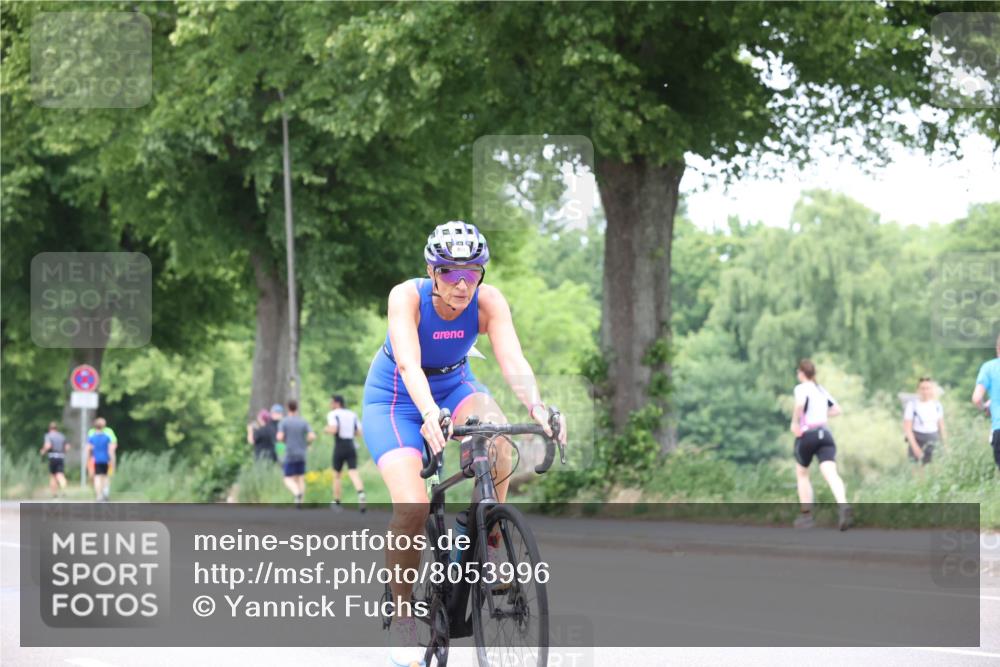 15.06.2025 - 7 Türme Triathlon Yannick Fuchs http://msf.ph/oto/8053996 15.06.2025 13:48:17 Radfahren  meine-sportfotos.de