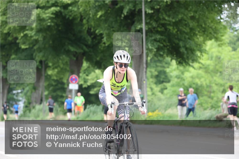 15.06.2025 - 7 Türme Triathlon Yannick Fuchs http://msf.ph/oto/8054002 15.06.2025 13:48:20 Radfahren  meine-sportfotos.de