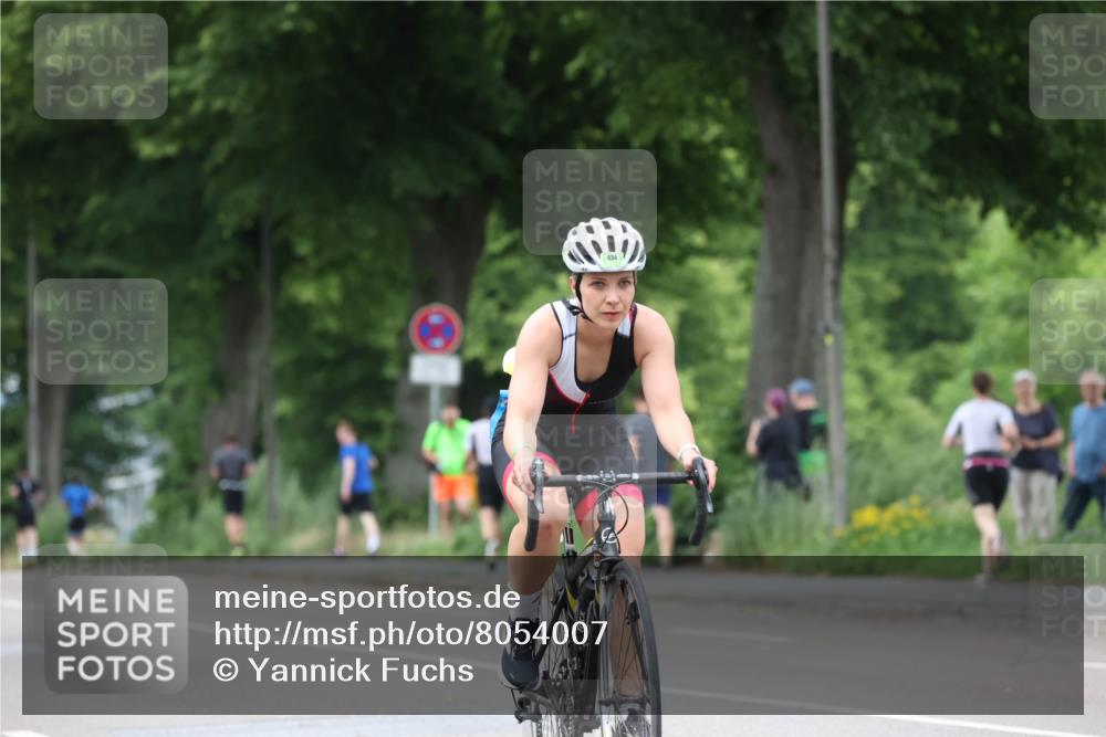 15.06.2025 - 7 Türme Triathlon Yannick Fuchs http://msf.ph/oto/8054007 15.06.2025 13:48:22 Radfahren 934 meine-sportfotos.de