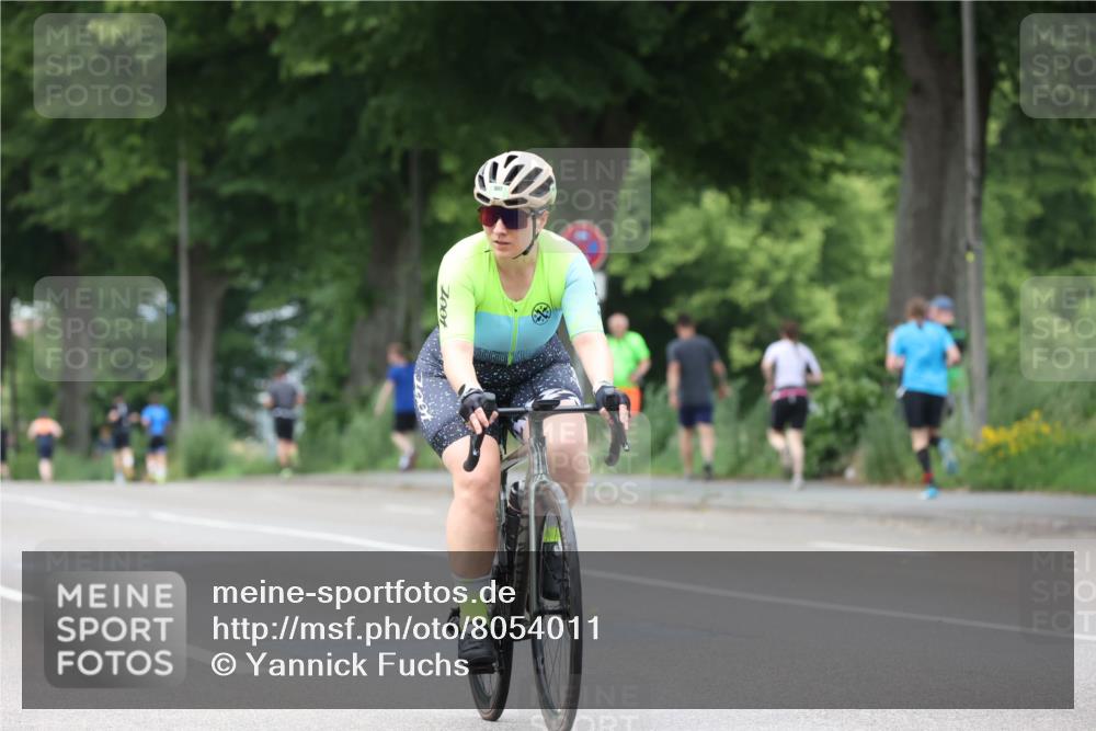 15.06.2025 - 7 Türme Triathlon Yannick Fuchs http://msf.ph/oto/8054011 15.06.2025 13:48:26 Radfahren  meine-sportfotos.de