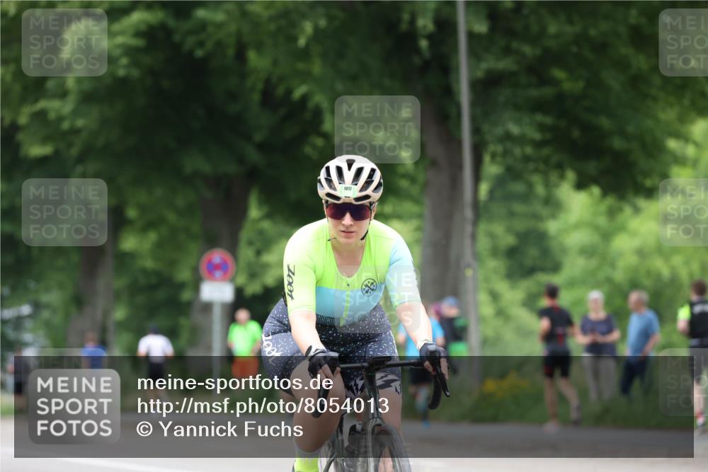 15.06.2025 - 7 Türme Triathlon Yannick Fuchs http://msf.ph/oto/8054013 15.06.2025 13:48:26 Radfahren 2001 meine-sportfotos.de