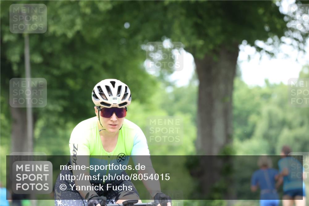 15.06.2025 - 7 Türme Triathlon Yannick Fuchs http://msf.ph/oto/8054015 15.06.2025 13:48:27 Radfahren  meine-sportfotos.de