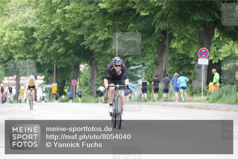 15.06.2025 - 7 Türme Triathlon Yannick Fuchs http://msf.ph/oto/8054040 15.06.2025 13:48:41 Radfahren  meine-sportfotos.de