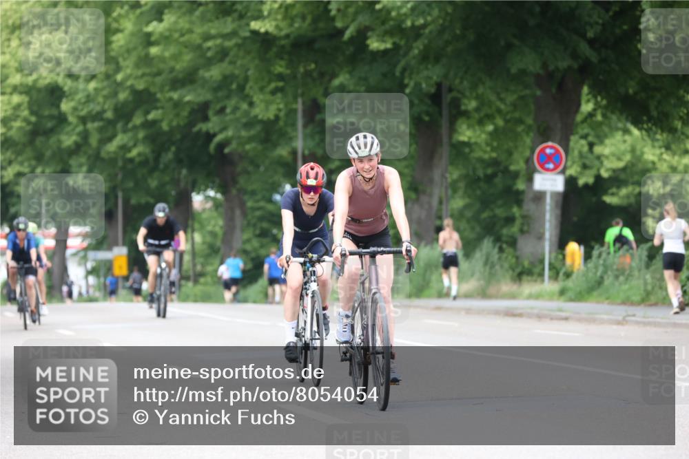15.06.2025 - 7 Türme Triathlon Yannick Fuchs http://msf.ph/oto/8054054 15.06.2025 13:48:48 Radfahren  meine-sportfotos.de