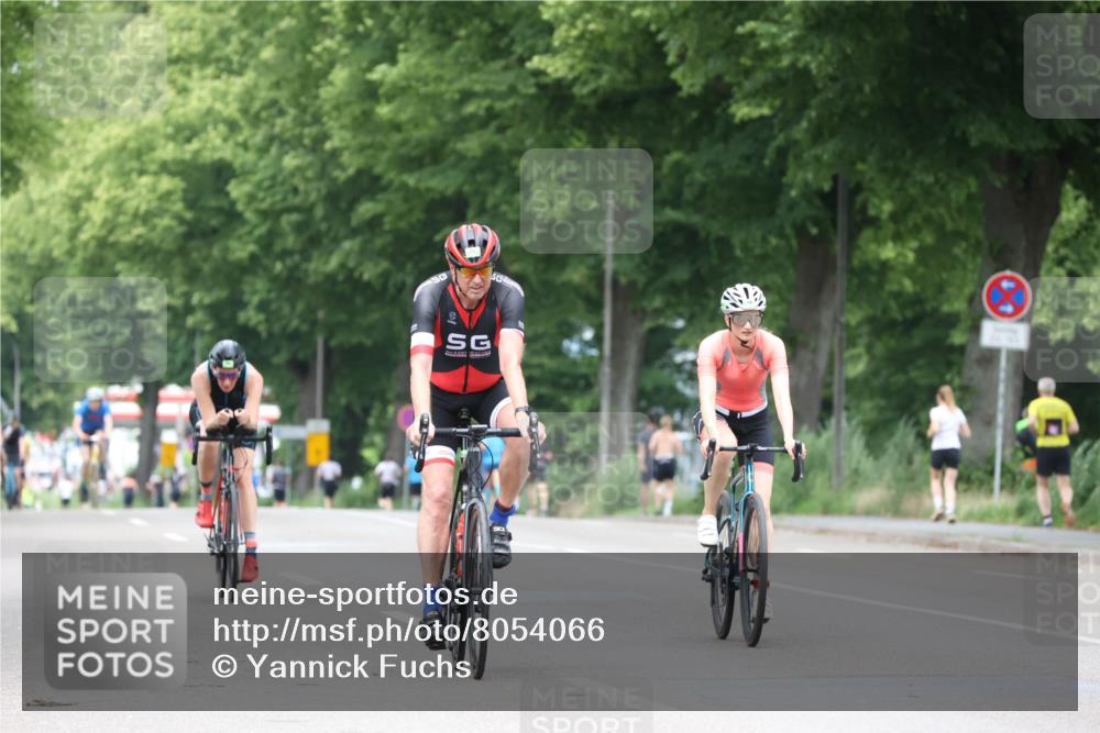15.06.2025 - 7 Türme Triathlon Yannick Fuchs http://msf.ph/oto/8054066 15.06.2025 13:48:53 Radfahren  meine-sportfotos.de