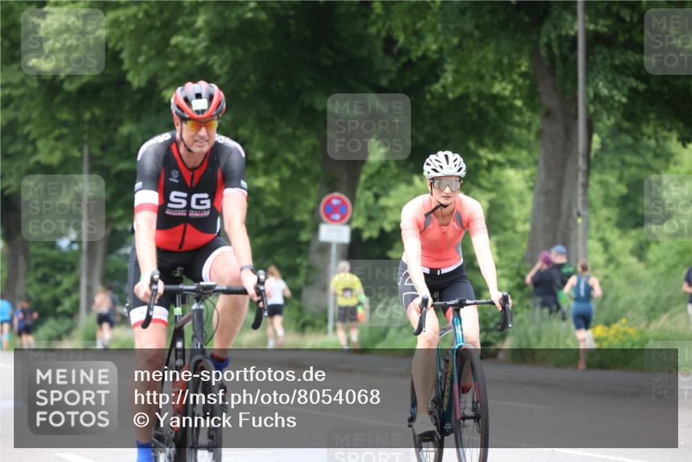 15.06.2025 - 7 Türme Triathlon Yannick Fuchs http://msf.ph/oto/8054068 15.06.2025 13:48:54 Radfahren  meine-sportfotos.de