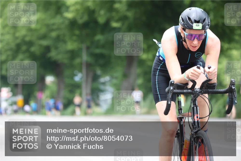 15.06.2025 - 7 Türme Triathlon Yannick Fuchs http://msf.ph/oto/8054073 15.06.2025 13:48:56 Radfahren 2025, 428 meine-sportfotos.de