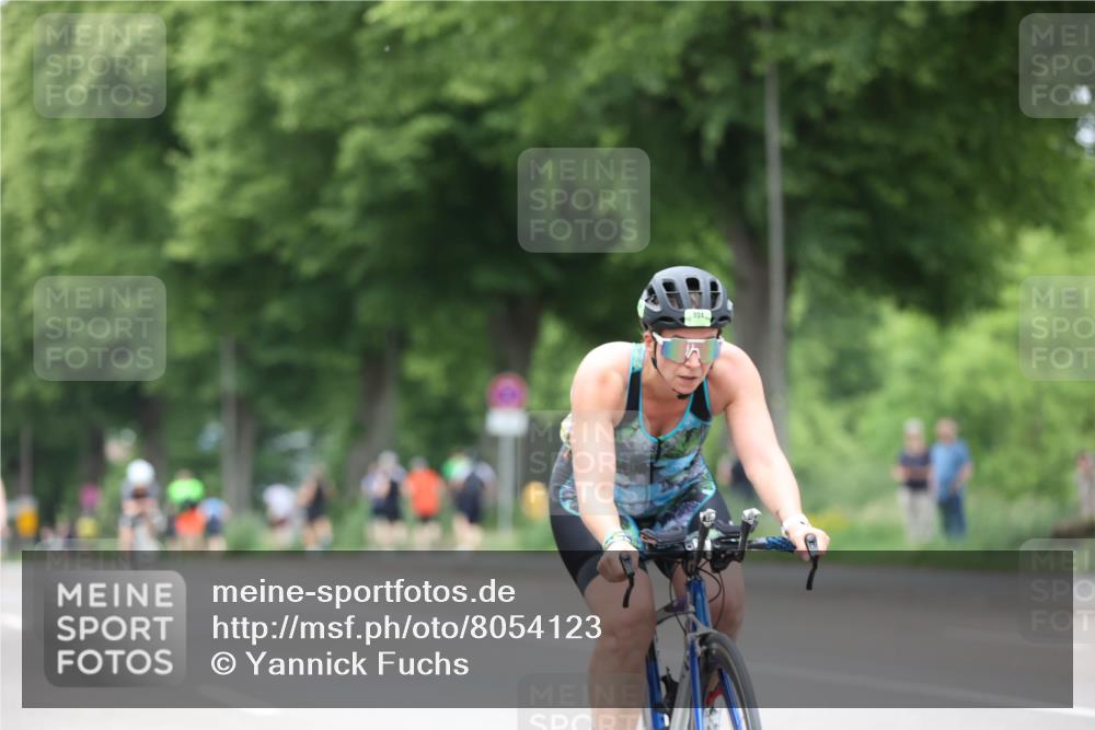 15.06.2025 - 7 Türme Triathlon Yannick Fuchs http://msf.ph/oto/8054123 15.06.2025 13:49:25 Radfahren 994 meine-sportfotos.de