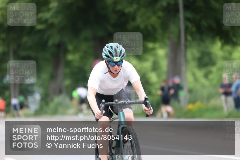 15.06.2025 - 7 Türme Triathlon Yannick Fuchs http://msf.ph/oto/8054143 15.06.2025 13:49:40 Radfahren 781 meine-sportfotos.de