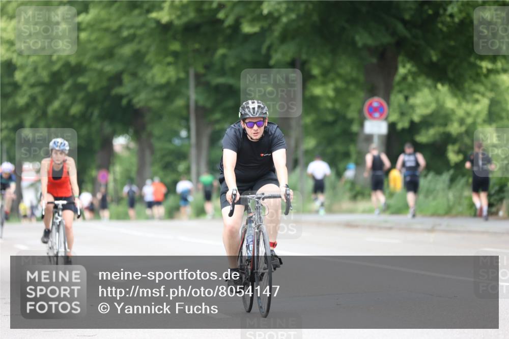 15.06.2025 - 7 Türme Triathlon Yannick Fuchs http://msf.ph/oto/8054147 15.06.2025 13:49:41 Radfahren  meine-sportfotos.de