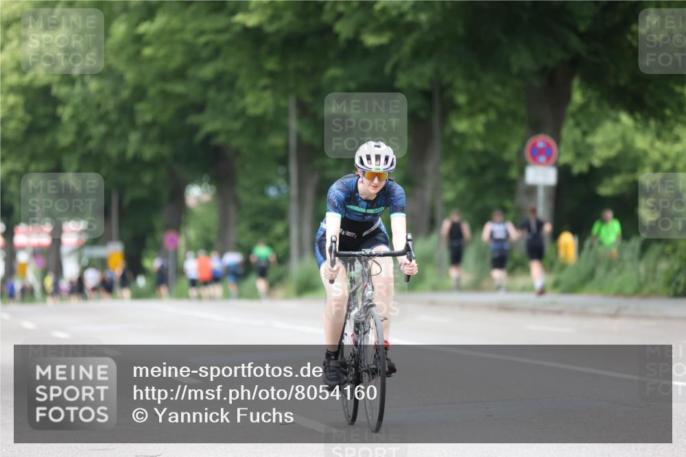 15.06.2025 - 7 Türme Triathlon Yannick Fuchs http://msf.ph/oto/8054160 15.06.2025 13:49:45 Radfahren  meine-sportfotos.de