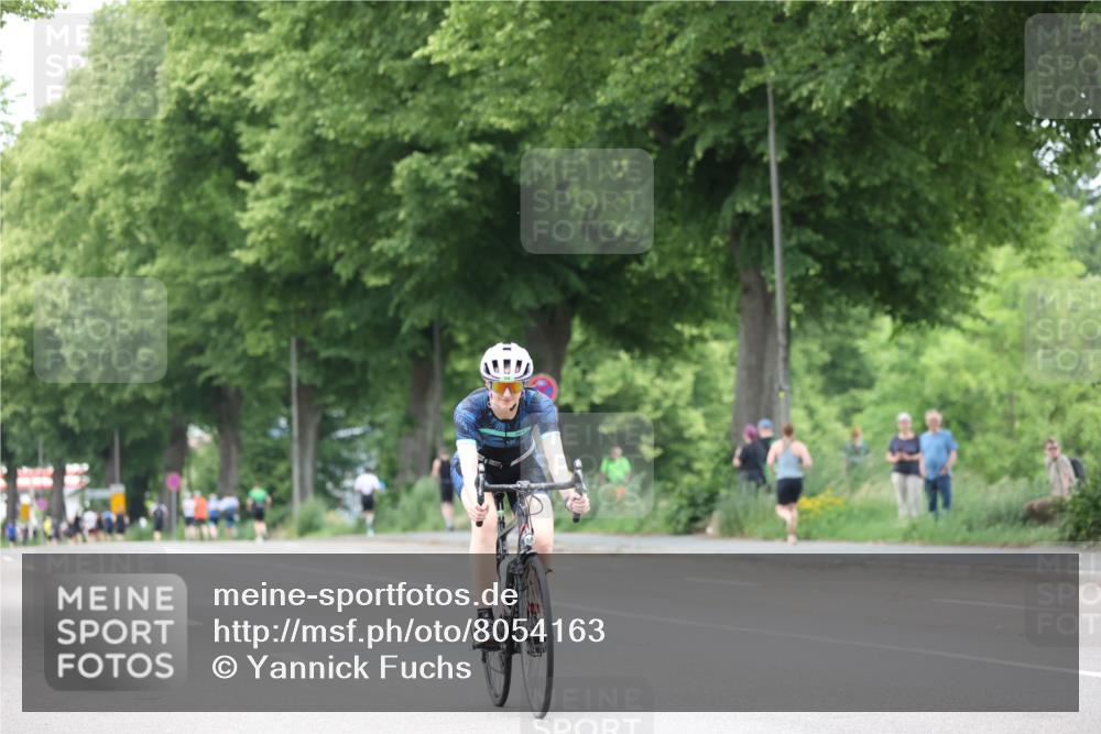 15.06.2025 - 7 Türme Triathlon Yannick Fuchs http://msf.ph/oto/8054163 15.06.2025 13:49:45 Radfahren  meine-sportfotos.de