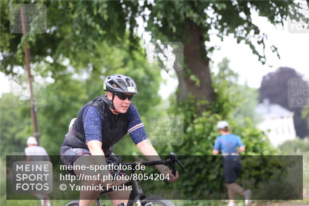 15.06.2025 - 7 Türme Triathlon Yannick Fuchs http://msf.ph/oto/8054204 15.06.2025 13:50:22 Radfahren  meine-sportfotos.de
