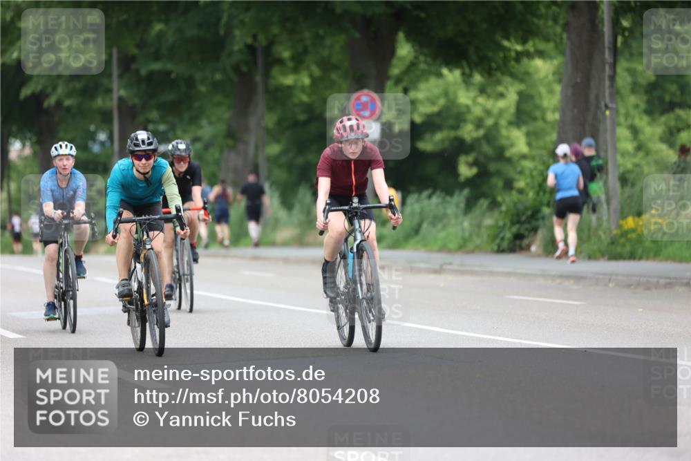 15.06.2025 - 7 Türme Triathlon Yannick Fuchs http://msf.ph/oto/8054208 15.06.2025 13:50:25 Radfahren  meine-sportfotos.de