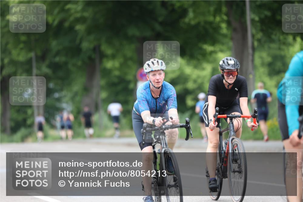 15.06.2025 - 7 Türme Triathlon Yannick Fuchs http://msf.ph/oto/8054213 15.06.2025 13:50:26 Radfahren  meine-sportfotos.de
