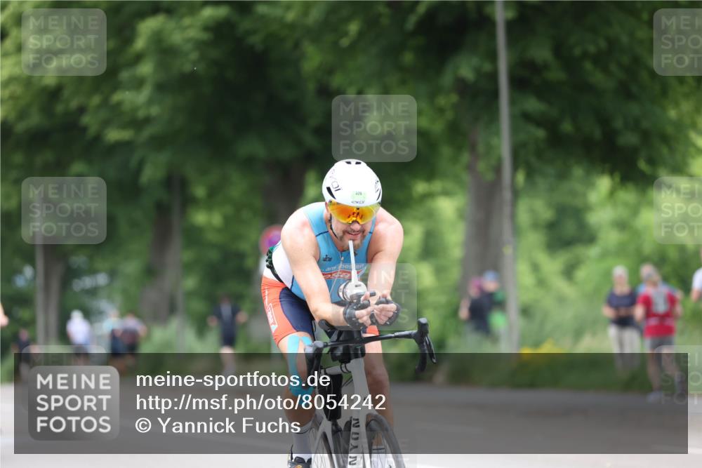 15.06.2025 - 7 Türme Triathlon Yannick Fuchs http://msf.ph/oto/8054242 15.06.2025 13:50:42 Radfahren  meine-sportfotos.de