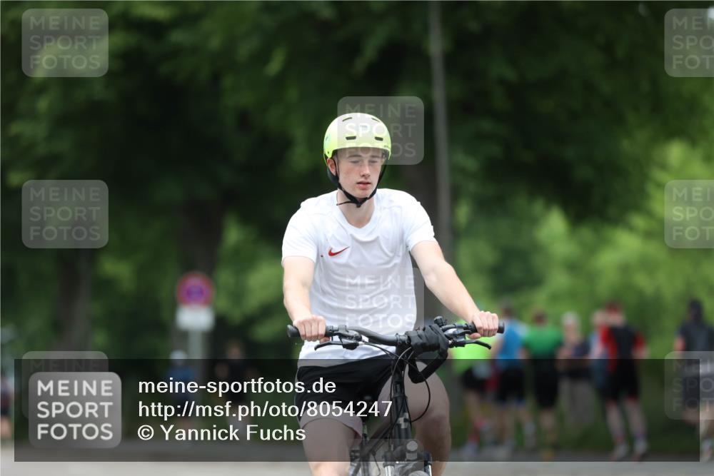 15.06.2025 - 7 Türme Triathlon Yannick Fuchs http://msf.ph/oto/8054247 15.06.2025 13:50:44 Radfahren 1096 meine-sportfotos.de