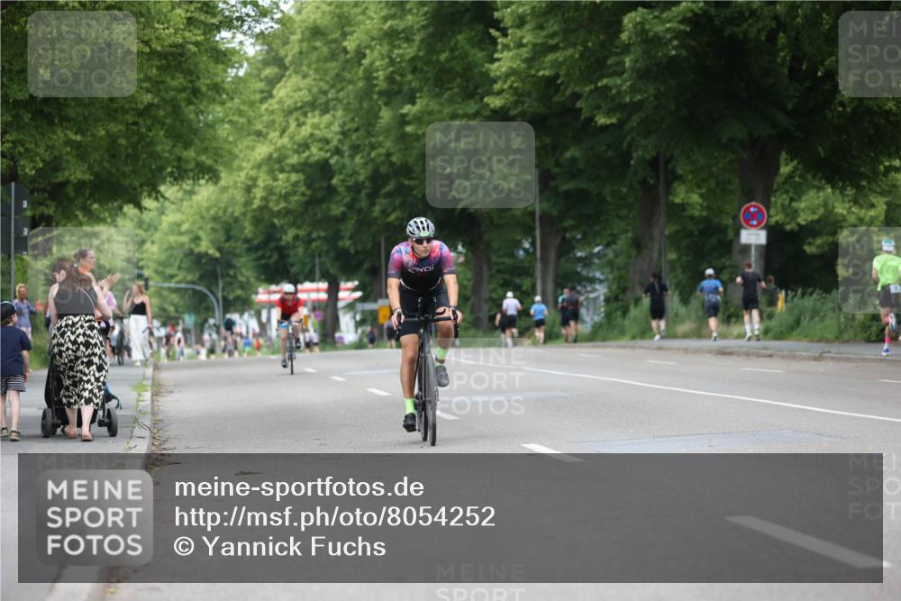 15.06.2025 - 7 Türme Triathlon Yannick Fuchs http://msf.ph/oto/8054252 15.06.2025 13:50:45 Radfahren  meine-sportfotos.de
