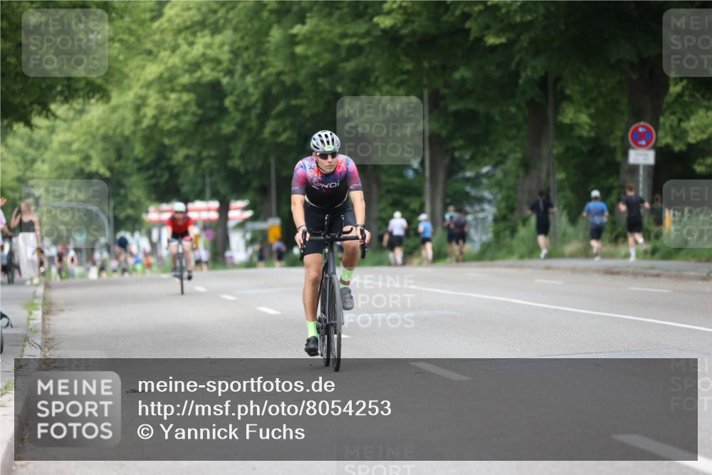 15.06.2025 - 7 Türme Triathlon Yannick Fuchs http://msf.ph/oto/8054253 15.06.2025 13:50:45 Radfahren  meine-sportfotos.de