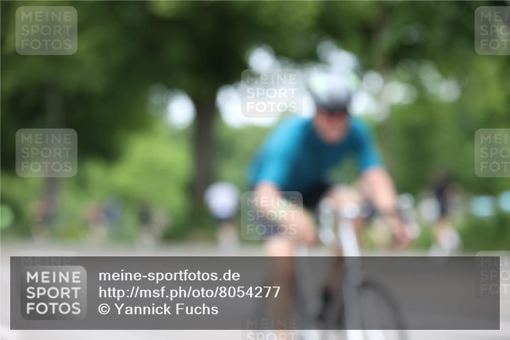 15.06.2025 - 7 Türme Triathlon Yannick Fuchs http://msf.ph/oto/8054277 15.06.2025 13:50:55 Radfahren  meine-sportfotos.de