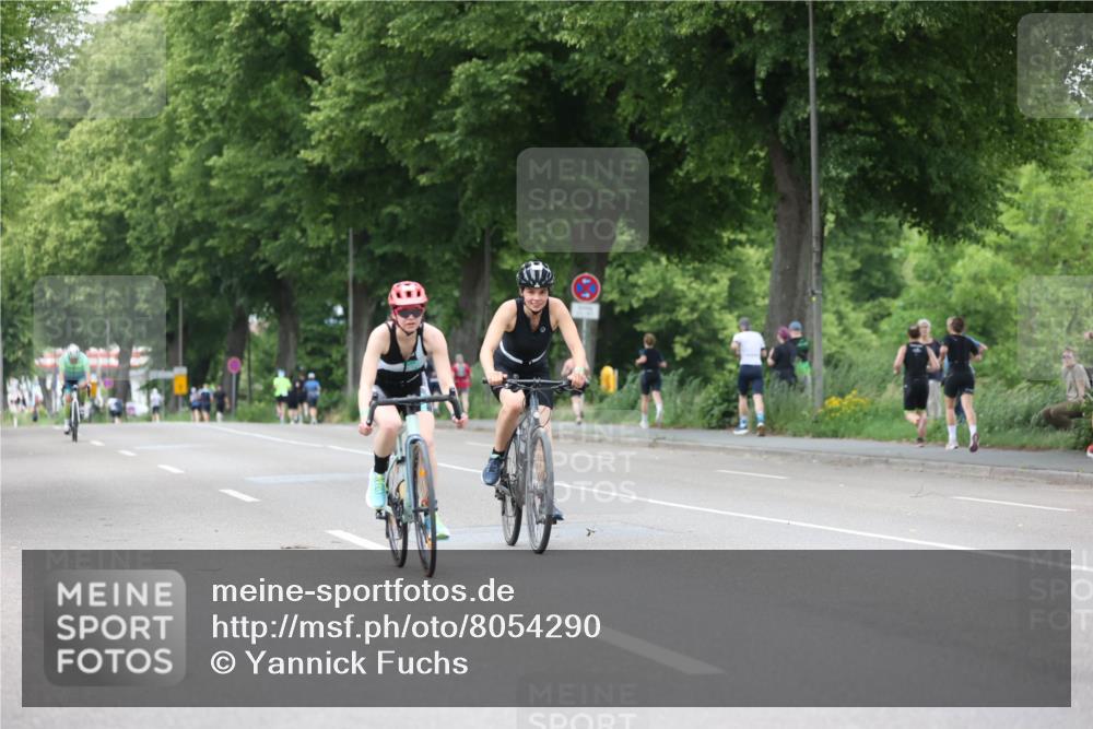 15.06.2025 - 7 Türme Triathlon Yannick Fuchs http://msf.ph/oto/8054290 15.06.2025 13:51:02 Radfahren  meine-sportfotos.de