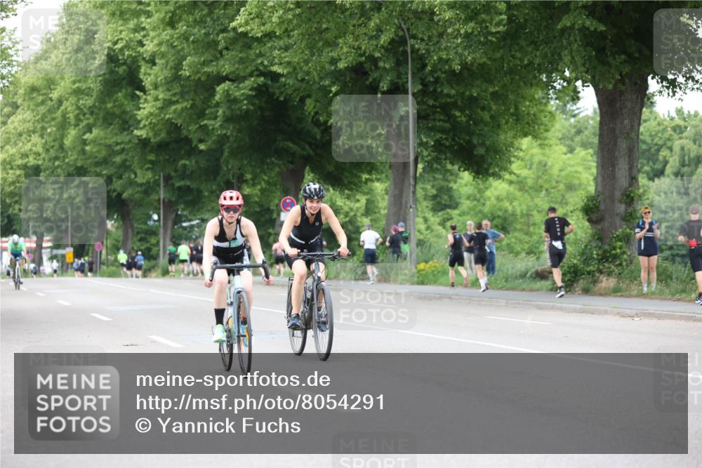 15.06.2025 - 7 Türme Triathlon Yannick Fuchs http://msf.ph/oto/8054291 15.06.2025 13:51:03 Radfahren  meine-sportfotos.de