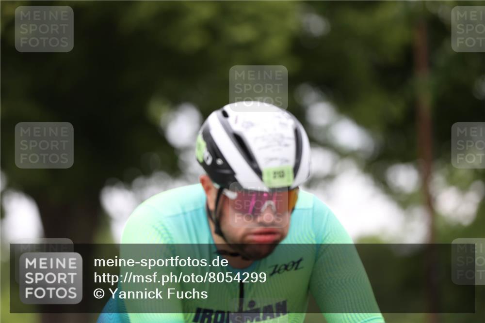 15.06.2025 - 7 Türme Triathlon Yannick Fuchs http://msf.ph/oto/8054299 15.06.2025 13:51:08 Radfahren 7001 meine-sportfotos.de