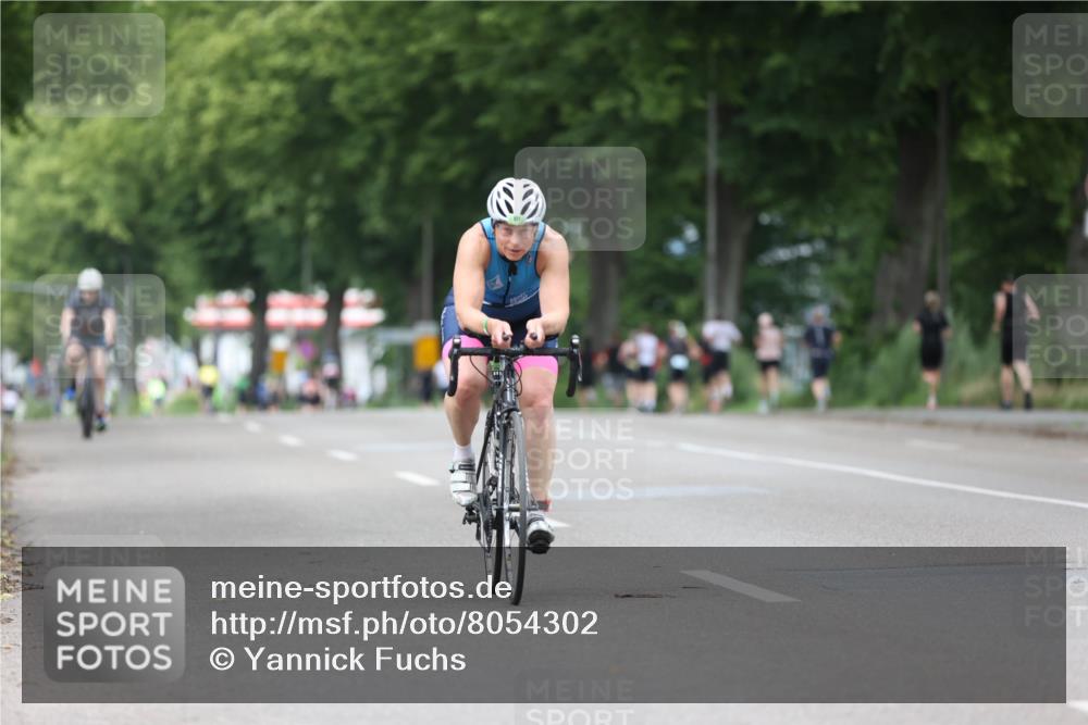 15.06.2025 - 7 Türme Triathlon Yannick Fuchs http://msf.ph/oto/8054302 15.06.2025 13:51:36 Radfahren  meine-sportfotos.de