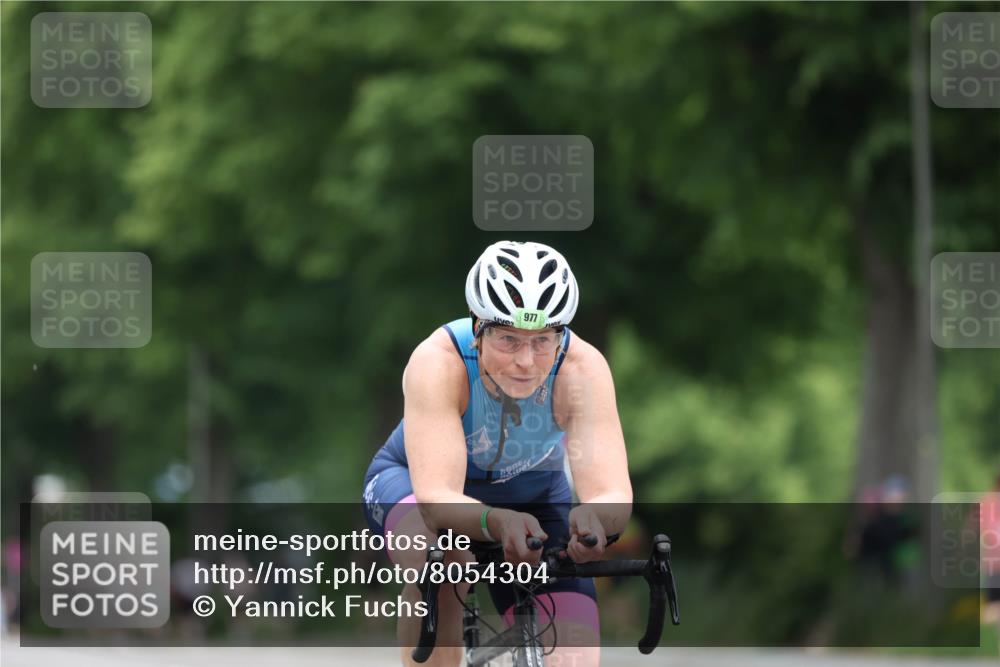15.06.2025 - 7 Türme Triathlon Yannick Fuchs http://msf.ph/oto/8054304 15.06.2025 13:51:37 Radfahren 977 meine-sportfotos.de