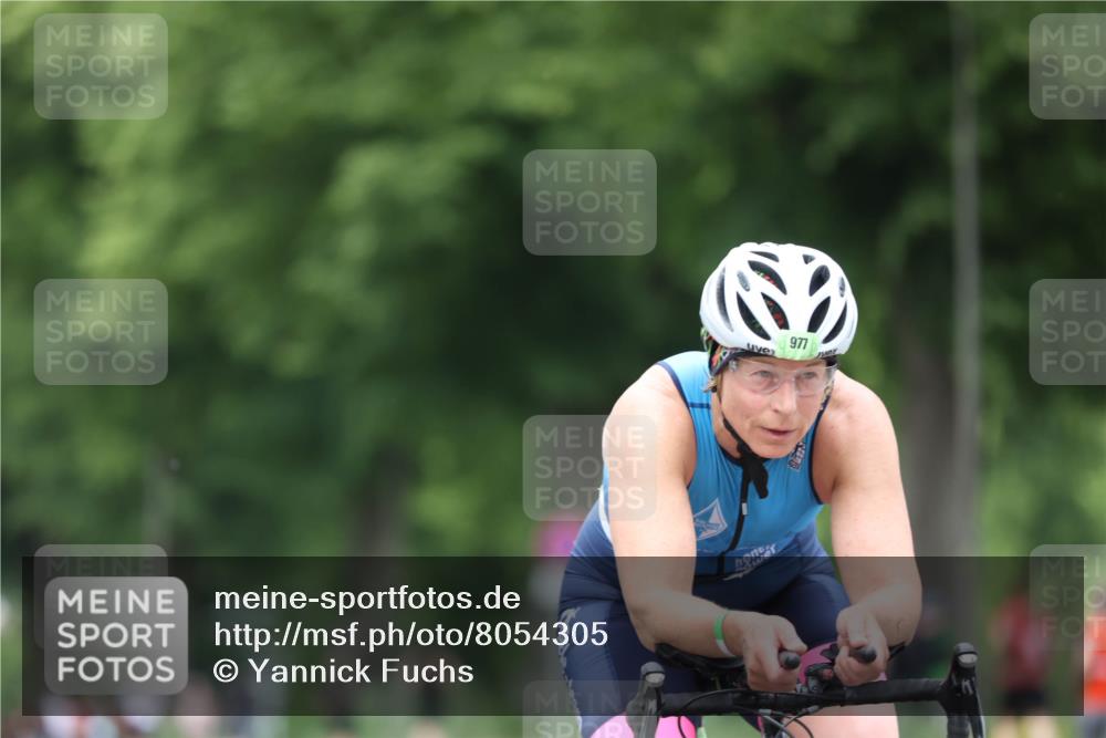 15.06.2025 - 7 Türme Triathlon Yannick Fuchs http://msf.ph/oto/8054305 15.06.2025 13:51:37 Radfahren 977 meine-sportfotos.de