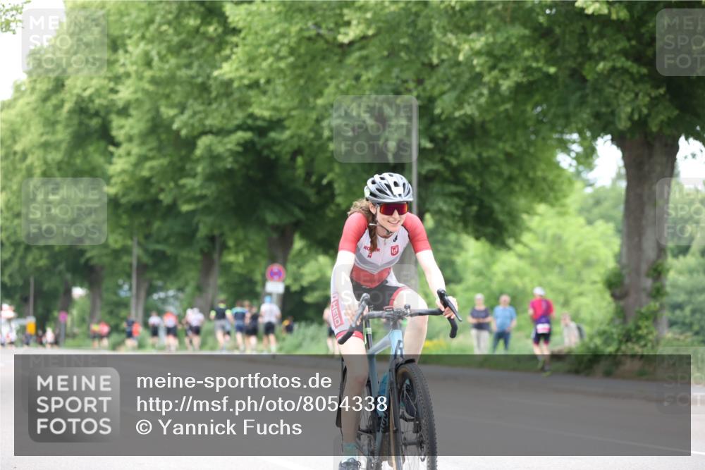15.06.2025 - 7 Türme Triathlon Yannick Fuchs http://msf.ph/oto/8054338 15.06.2025 13:51:56 Radfahren  meine-sportfotos.de