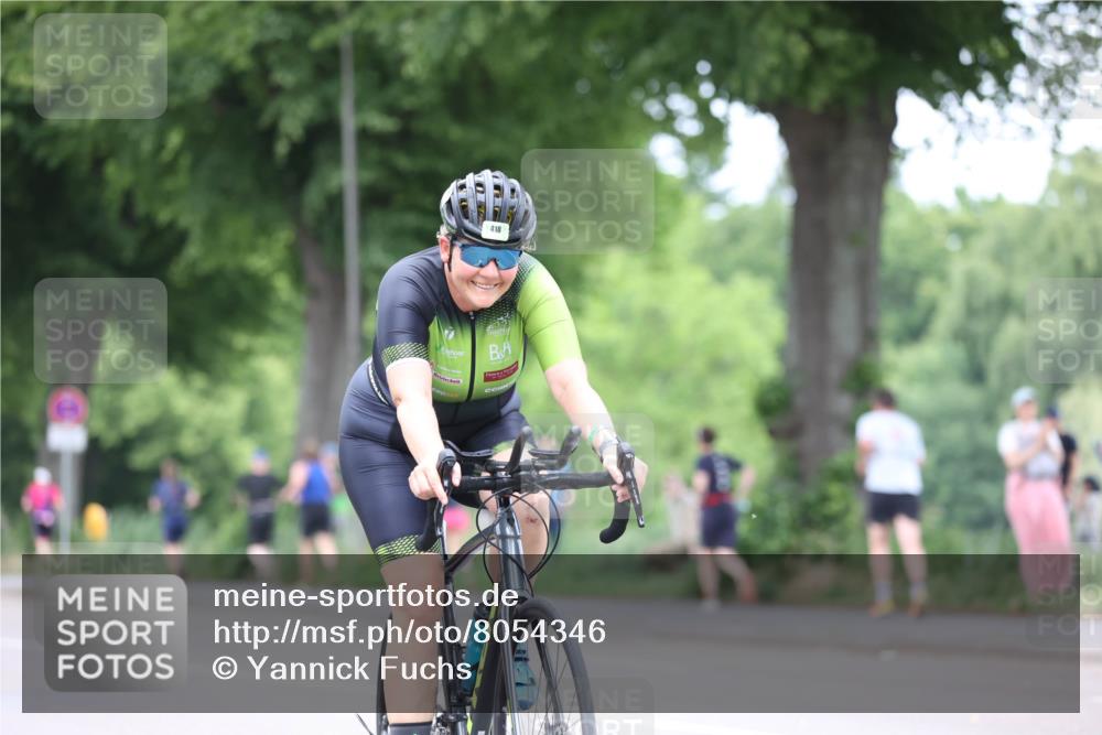 15.06.2025 - 7 Türme Triathlon Yannick Fuchs http://msf.ph/oto/8054346 15.06.2025 13:52:07 Radfahren 418 meine-sportfotos.de