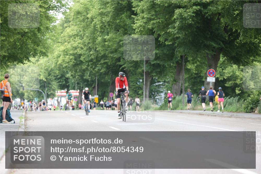 15.06.2025 - 7 Türme Triathlon Yannick Fuchs http://msf.ph/oto/8054349 15.06.2025 13:52:13 Radfahren  meine-sportfotos.de