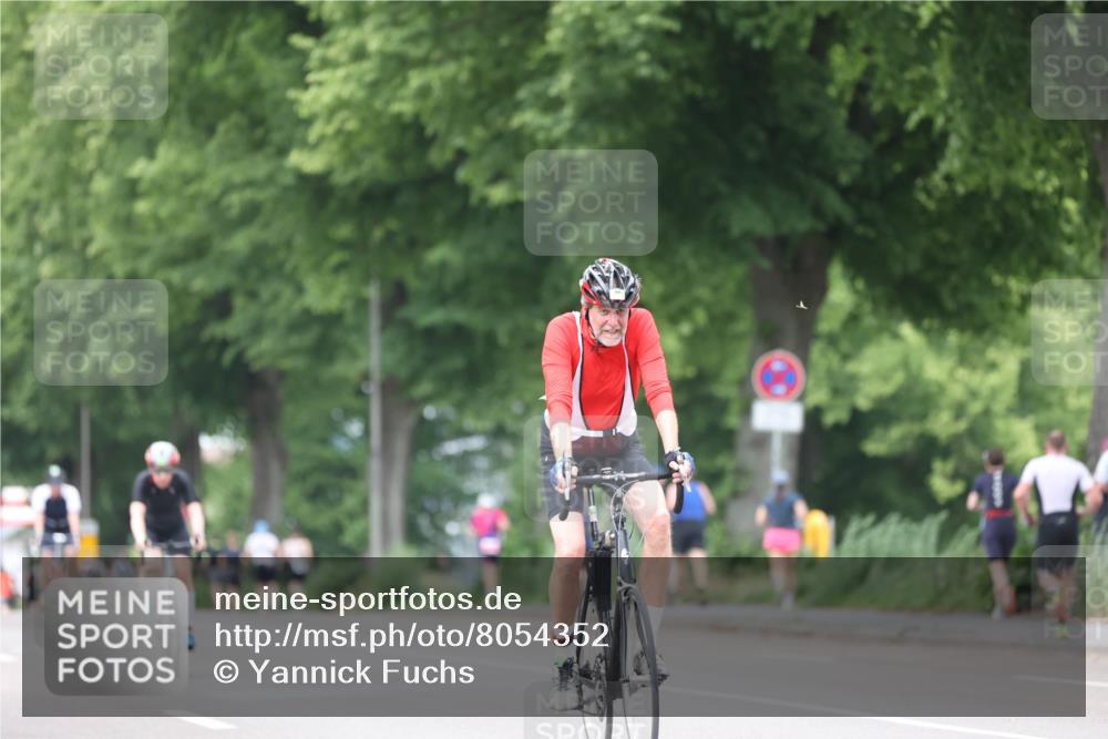 15.06.2025 - 7 Türme Triathlon Yannick Fuchs http://msf.ph/oto/8054352 15.06.2025 13:52:15 Radfahren  meine-sportfotos.de