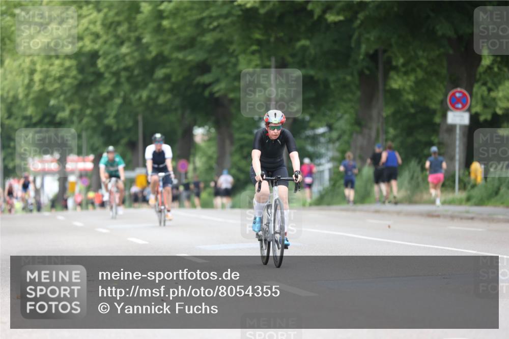 15.06.2025 - 7 Türme Triathlon Yannick Fuchs http://msf.ph/oto/8054355 15.06.2025 13:52:16 Radfahren  meine-sportfotos.de