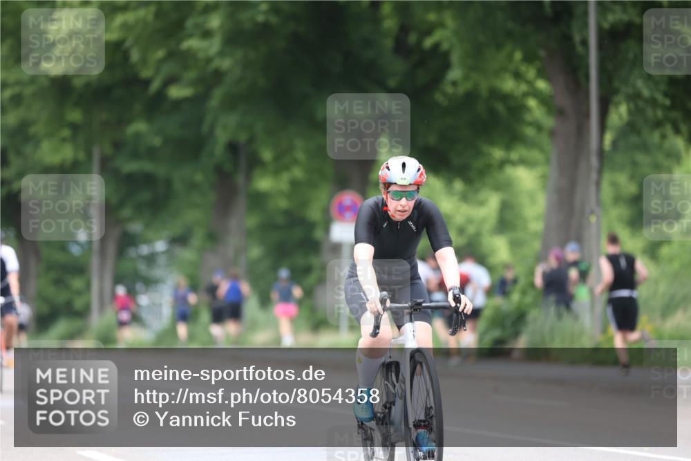 15.06.2025 - 7 Türme Triathlon Yannick Fuchs http://msf.ph/oto/8054358 15.06.2025 13:52:17 Radfahren  meine-sportfotos.de