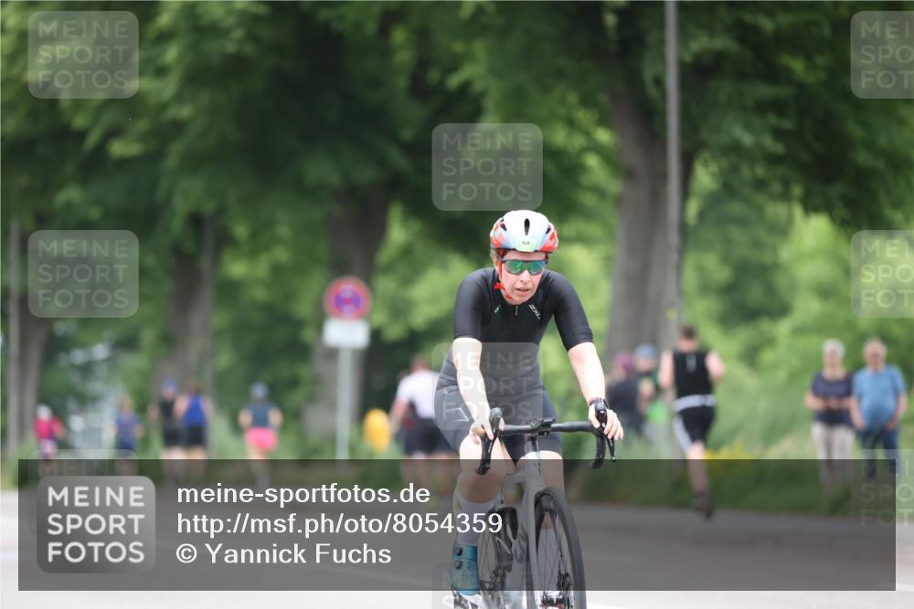 15.06.2025 - 7 Türme Triathlon Yannick Fuchs http://msf.ph/oto/8054359 15.06.2025 13:52:17 Radfahren  meine-sportfotos.de