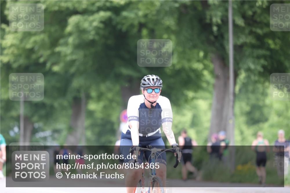 15.06.2025 - 7 Türme Triathlon Yannick Fuchs http://msf.ph/oto/8054365 15.06.2025 13:52:20 Radfahren  meine-sportfotos.de