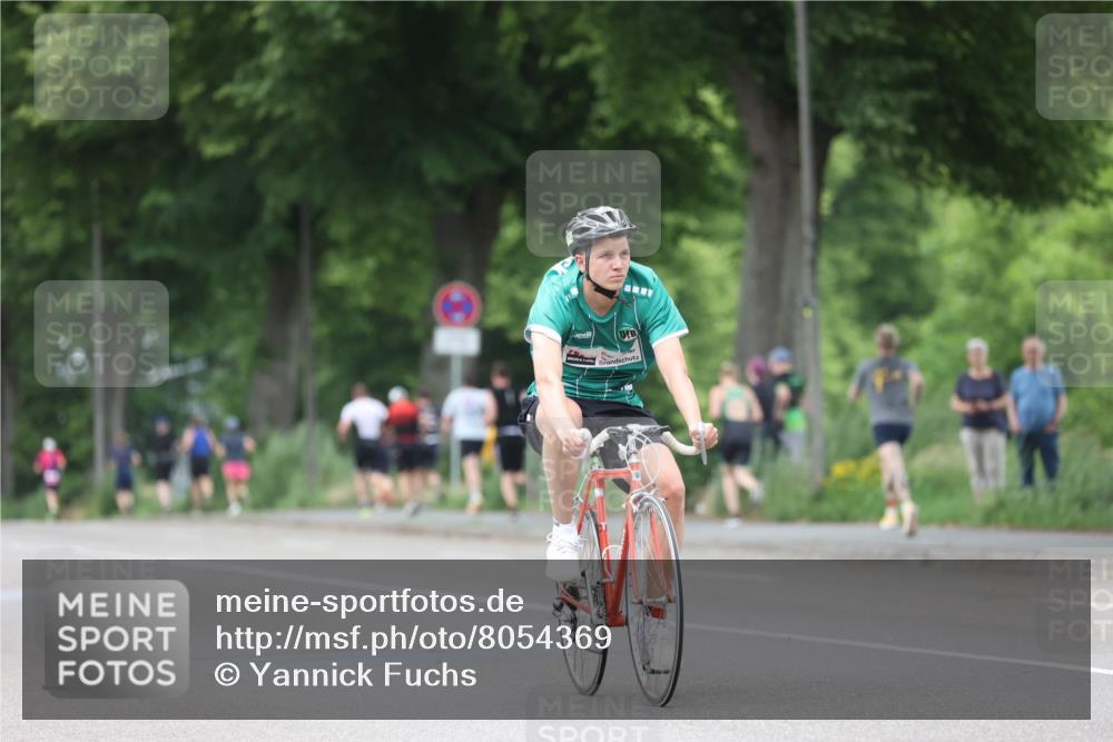 15.06.2025 - 7 Türme Triathlon Yannick Fuchs http://msf.ph/oto/8054369 15.06.2025 13:52:22 Radfahren  meine-sportfotos.de