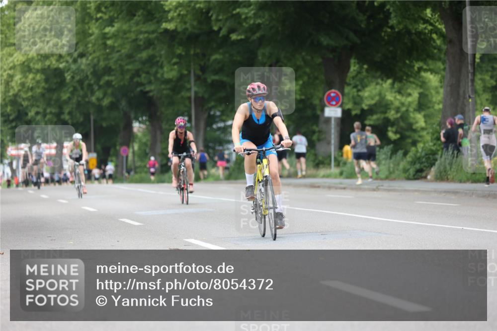 15.06.2025 - 7 Türme Triathlon Yannick Fuchs http://msf.ph/oto/8054372 15.06.2025 13:52:26 Radfahren  meine-sportfotos.de