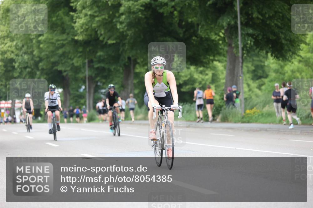 15.06.2025 - 7 Türme Triathlon Yannick Fuchs http://msf.ph/oto/8054385 15.06.2025 13:52:30 Radfahren  meine-sportfotos.de