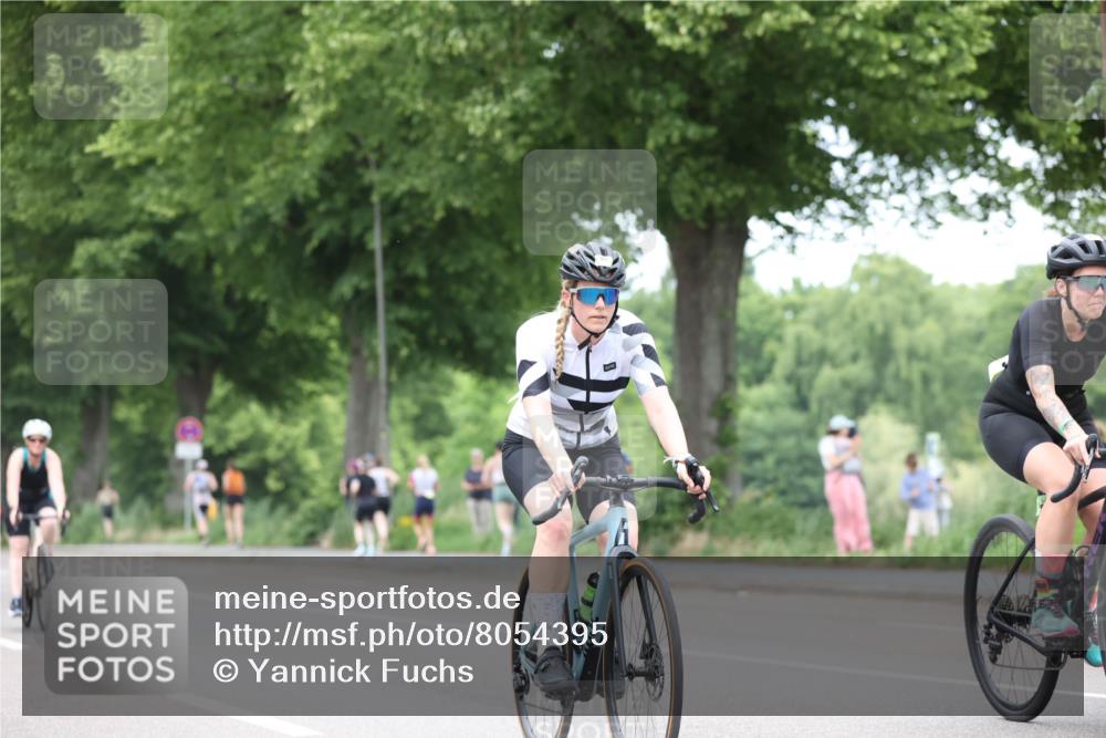 15.06.2025 - 7 Türme Triathlon Yannick Fuchs http://msf.ph/oto/8054395 15.06.2025 13:52:32 Radfahren  meine-sportfotos.de