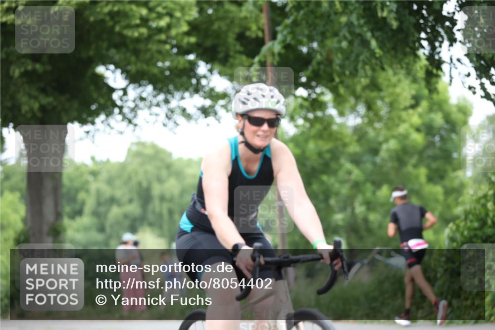 15.06.2025 - 7 Türme Triathlon Yannick Fuchs http://msf.ph/oto/8054402 15.06.2025 13:52:34 Radfahren  meine-sportfotos.de