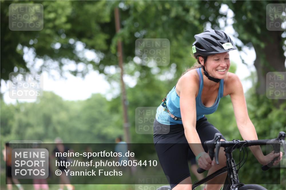 15.06.2025 - 7 Türme Triathlon Yannick Fuchs http://msf.ph/oto/8054410 15.06.2025 13:52:42 Radfahren 703 meine-sportfotos.de