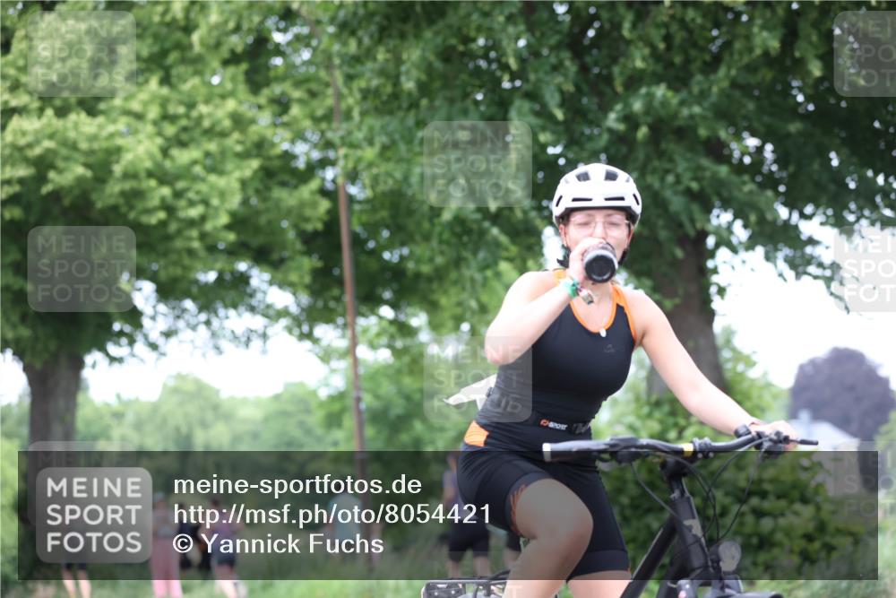 15.06.2025 - 7 Türme Triathlon Yannick Fuchs http://msf.ph/oto/8054421 15.06.2025 13:52:46 Radfahren  meine-sportfotos.de